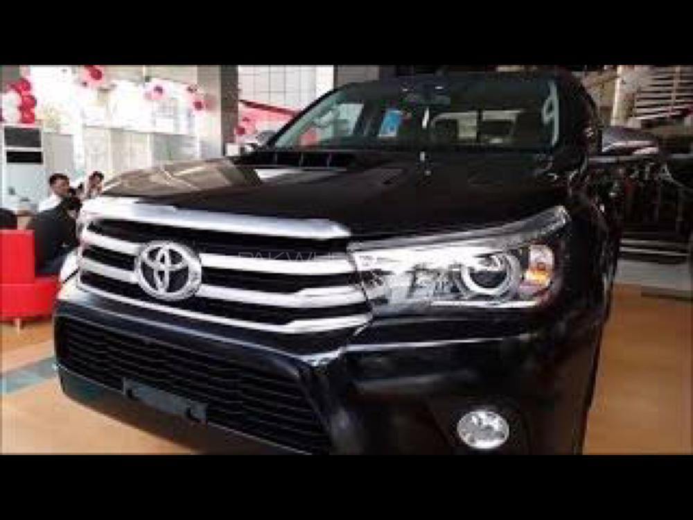Toyota Hilux 2021 for Sale in Faisalabad Toyota Hilux 2021 for Sale in Faisalabad Image-2