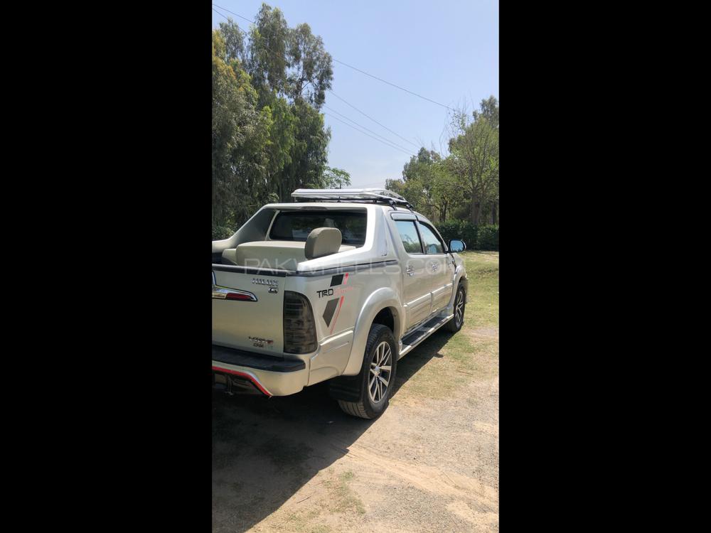 Toyota Hilux 2012 for Sale in Islamabad Toyota Hilux 2012 for Sale in Islamabad Image-6