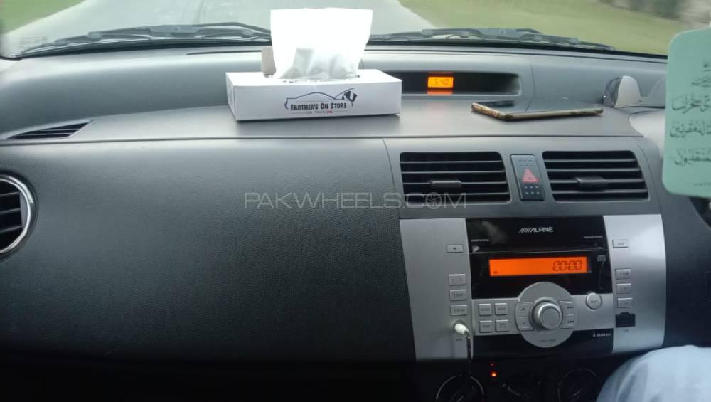 Suzuki Swift 2014 for Sale in Sahiwal Suzuki Swift 2014 for Sale in Sahiwal Image-4