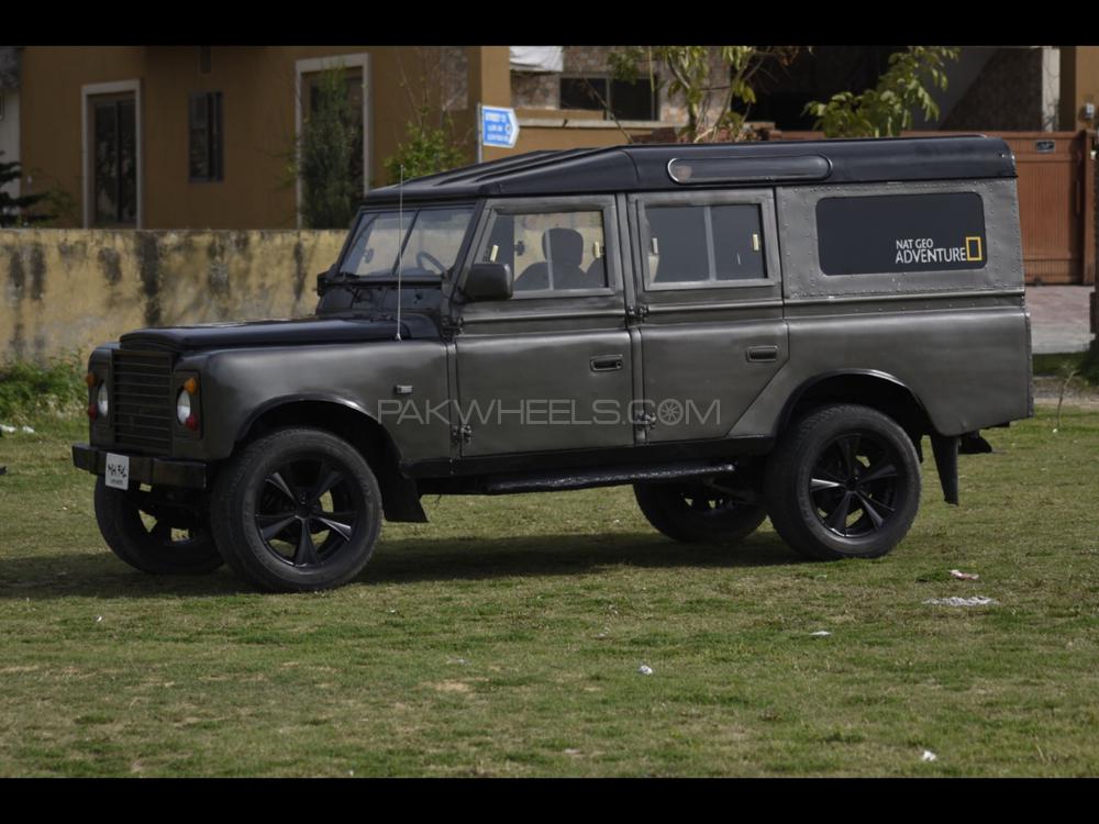 لینڈ روور ڈیفنڈر 1970 for Sale in اسلام آباد لینڈ روور ڈیفنڈر 1970 for Sale in اسلام آباد Image-4