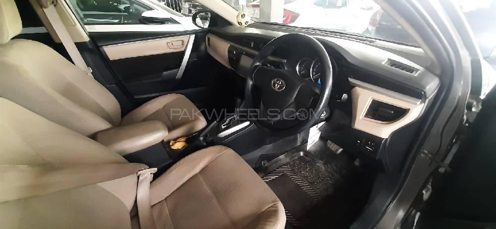 Toyota Corolla 2015 for Sale in Peshawar Toyota Corolla 2015 for Sale in Peshawar Image-3