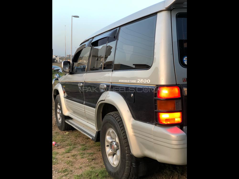 Mitsubishi Pajero 1992 for Sale in Islamabad Mitsubishi Pajero 1992 for Sale in Islamabad Image-10