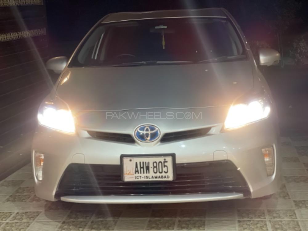 Toyota Prius 2014 for Sale in Faisalabad Toyota Prius 2014 for Sale in Faisalabad Image-18