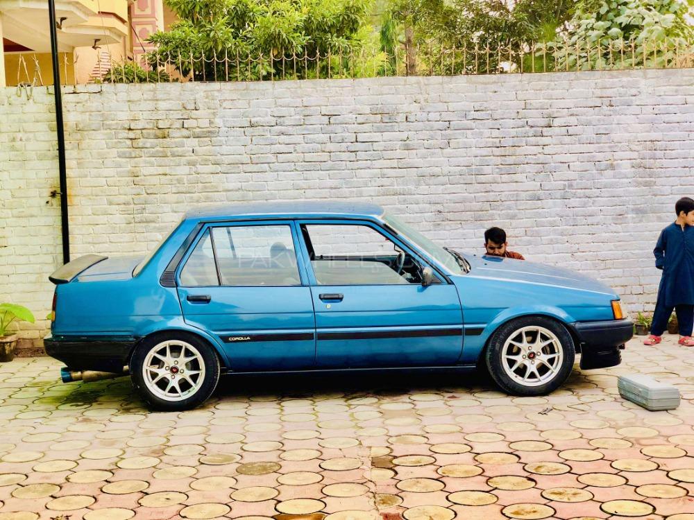Toyota Corolla - 1984  Image-1