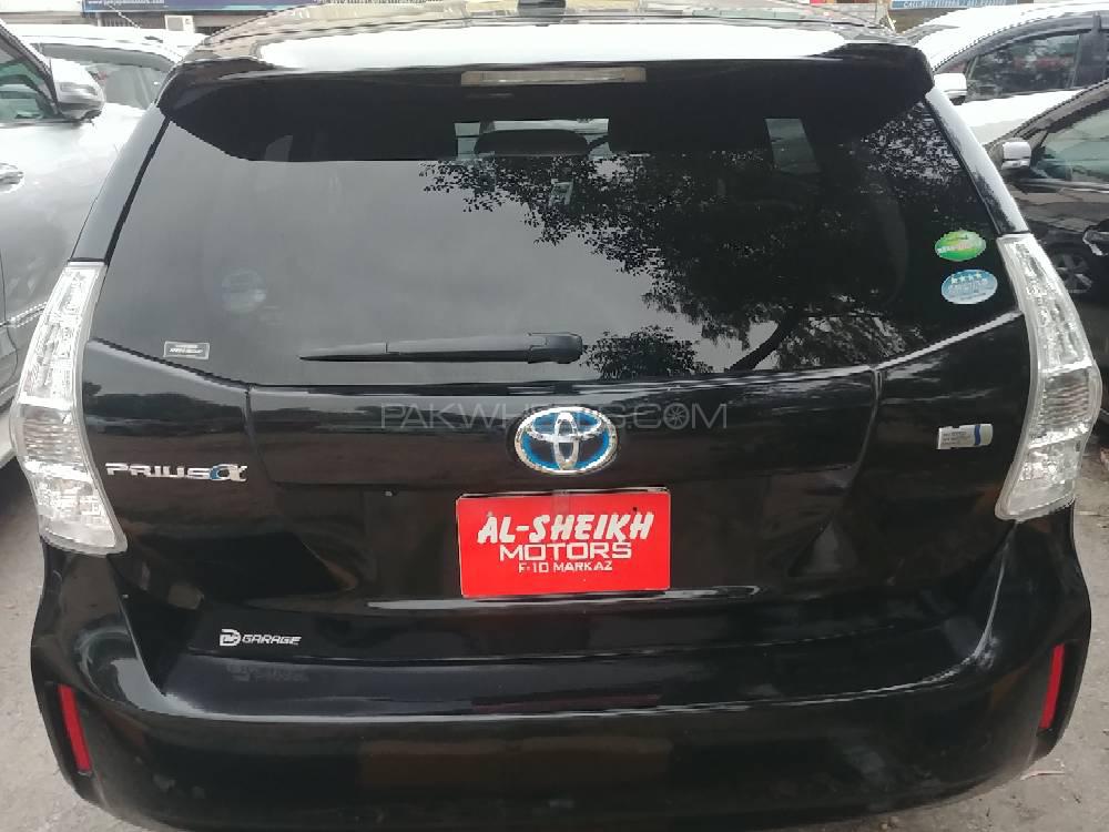 Toyota Prius Alpha 2013 for Sale in Islamabad Toyota Prius Alpha 2013 for Sale in Islamabad Image-6