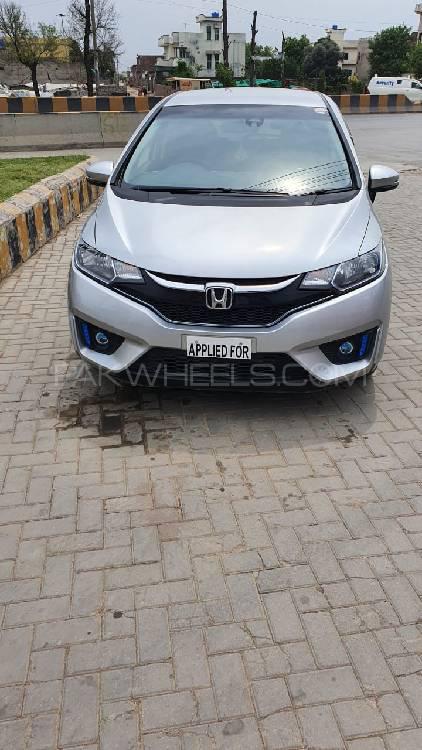 Honda Fit 2017 for Sale in Sialkot Image-1