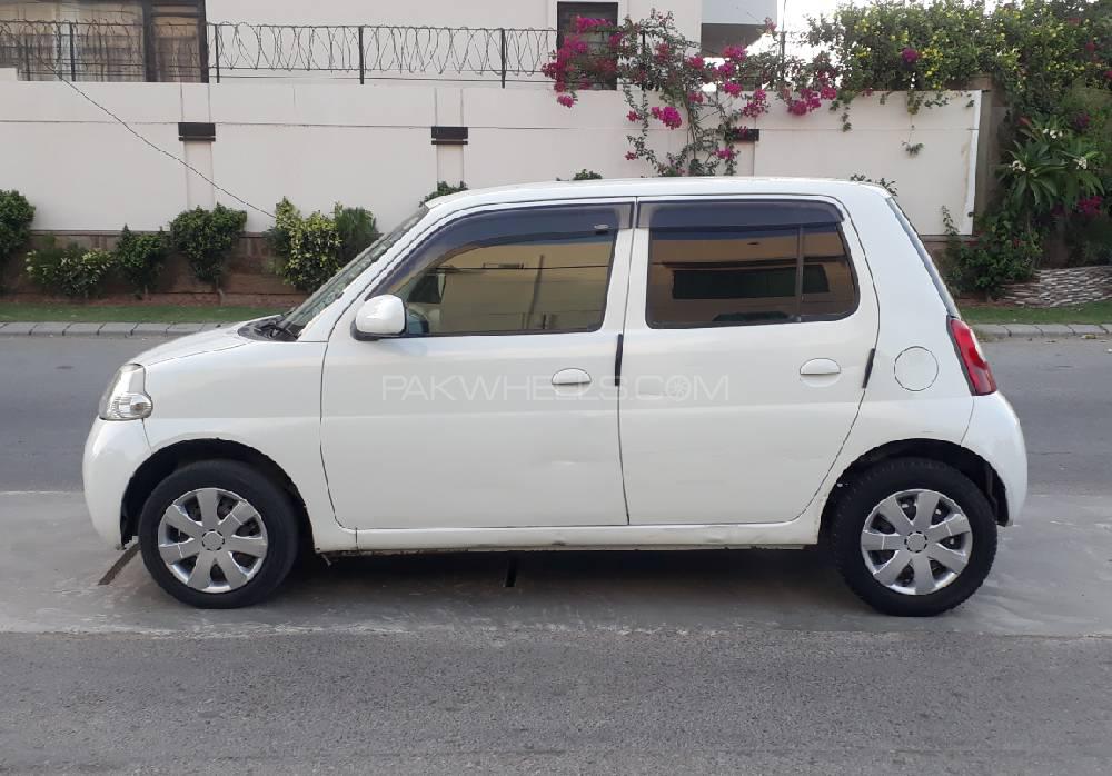 Daihatsu Esse 2007 for Sale in Karachi Daihatsu Esse 2007 for Sale in Karachi Image-4