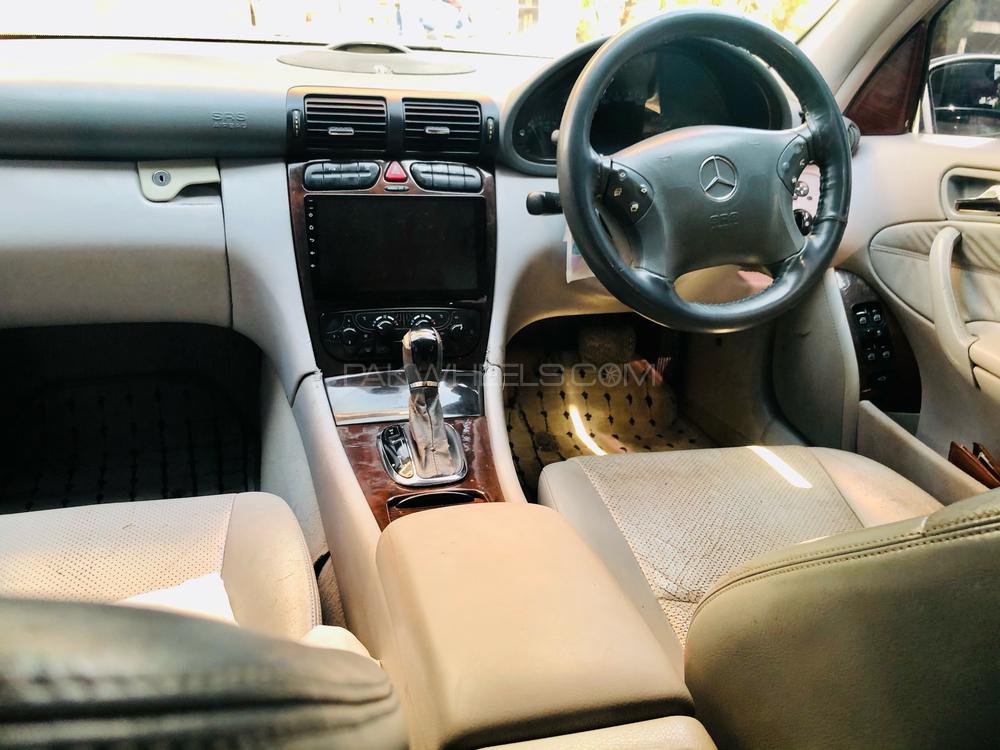 Mercedes Benz C Class 2002 for Sale in Islamabad Mercedes Benz C Class 2002 for Sale in Islamabad Image-9