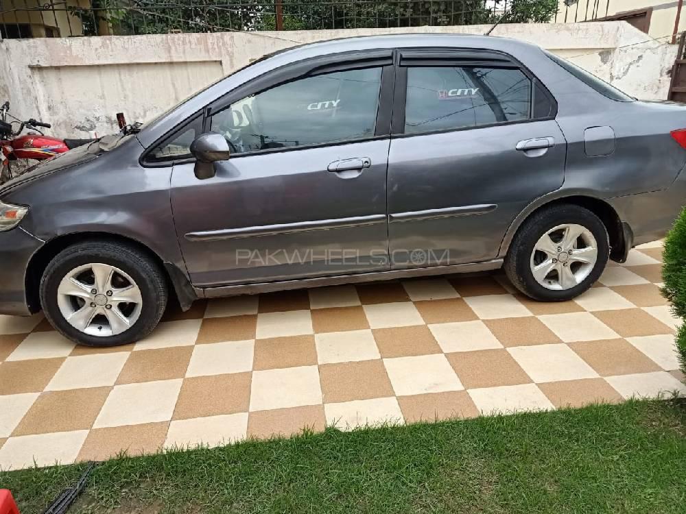 Honda City 2004 for Sale in Lahore Honda City 2004 for Sale in Lahore Image-4