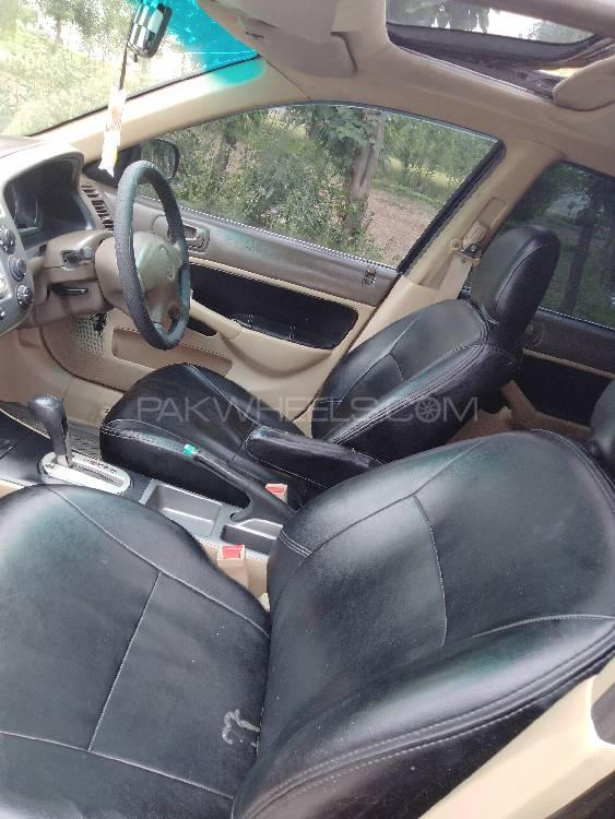 Honda Civic 2005 for Sale in Mardan Honda Civic 2005 for Sale in Mardan Image-5