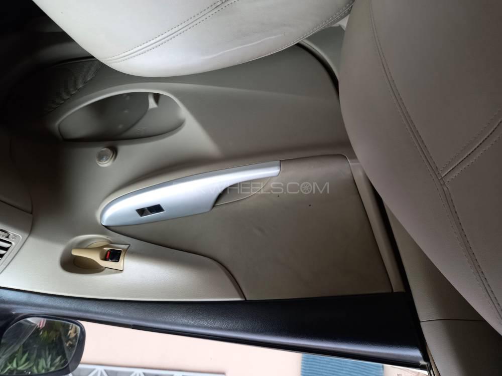 Toyota Corolla 2014 for Sale in Peshawar Toyota Corolla 2014 for Sale in Peshawar Image-3