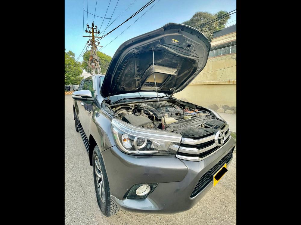 Toyota Hilux 2017 for Sale in Karachi Image-1