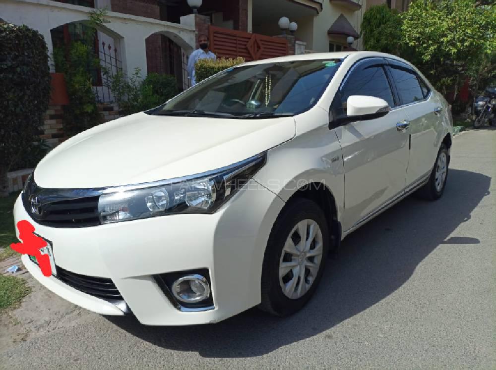 Toyota Corolla 2016 for Sale in Lahore Image-1