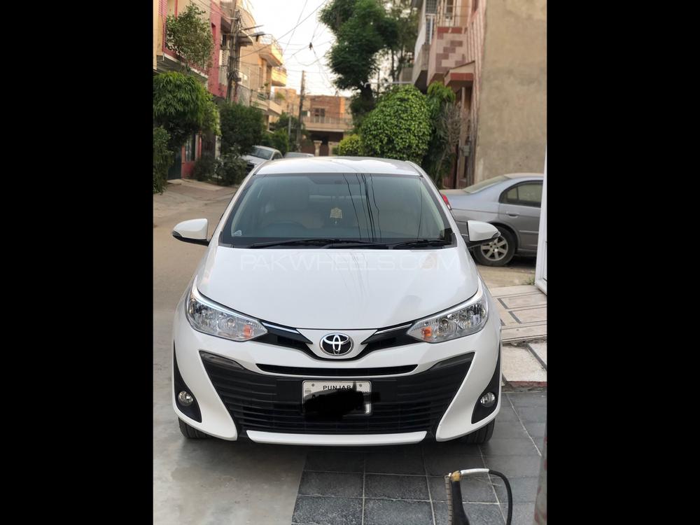 Toyota Yaris Sedan 2020 for Sale in Lahore Image-1