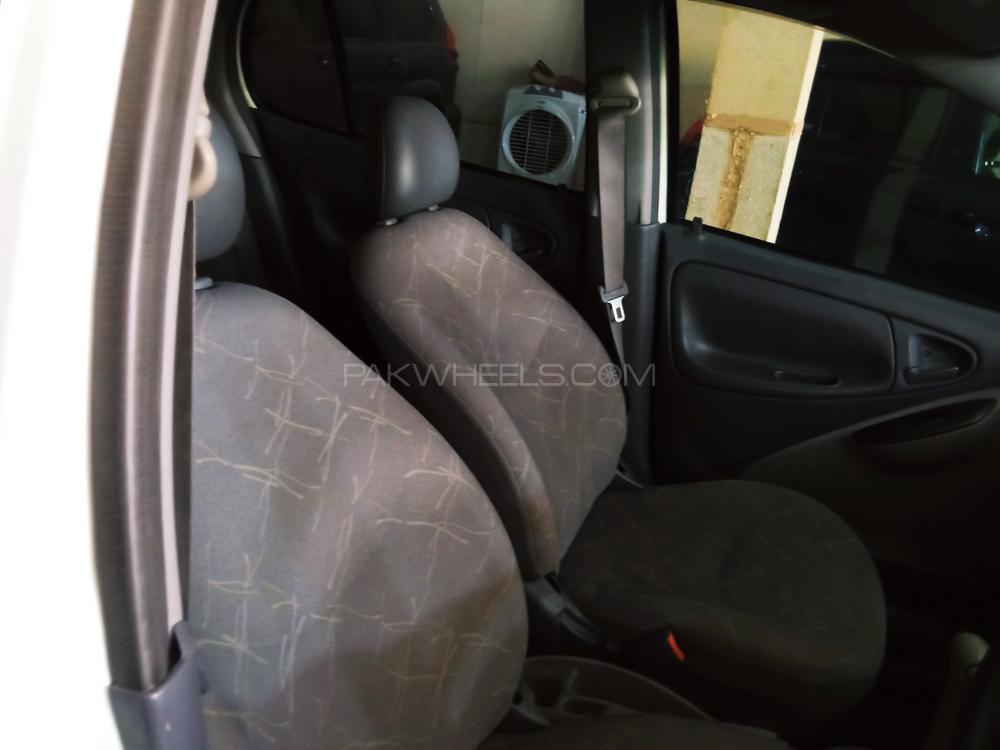 Toyota Platz 2002 for Sale in Rawalpindi Toyota Platz 2002 for Sale in Rawalpindi Image-7