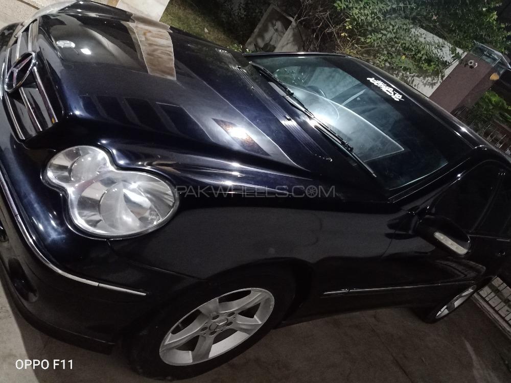 Mercedes Benz C Class 2008 for Sale in Karachi Mercedes Benz C Class 2008 for Sale in Karachi Image-3