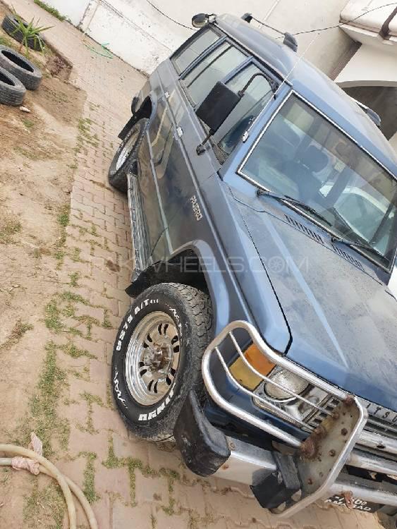 Mitsubishi Pajero 1989 for Sale in Lahore Mitsubishi Pajero 1989 for Sale in Lahore Image-5