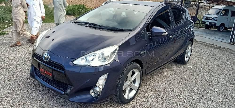Toyota Aqua 2015 for Sale in Peshawar Toyota Aqua 2015 for Sale in Peshawar Image-4