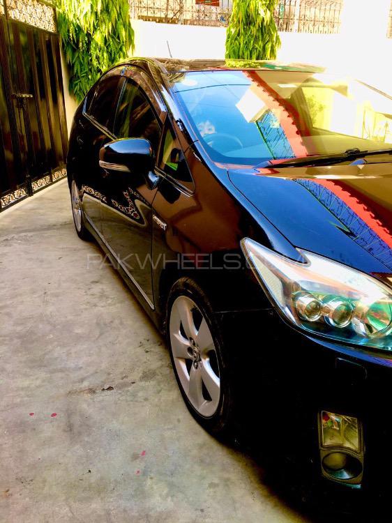 ٹویوٹا پریوس 2010 for Sale in لاہور Image-1
