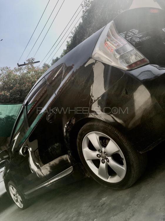 Toyota Prius 2010 for Sale in Lahore Toyota Prius 2010 for Sale in Lahore Image-7