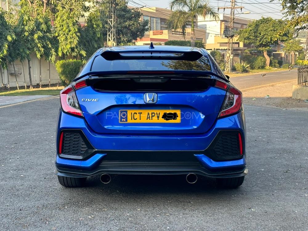Honda Civic - 2017  Image-1