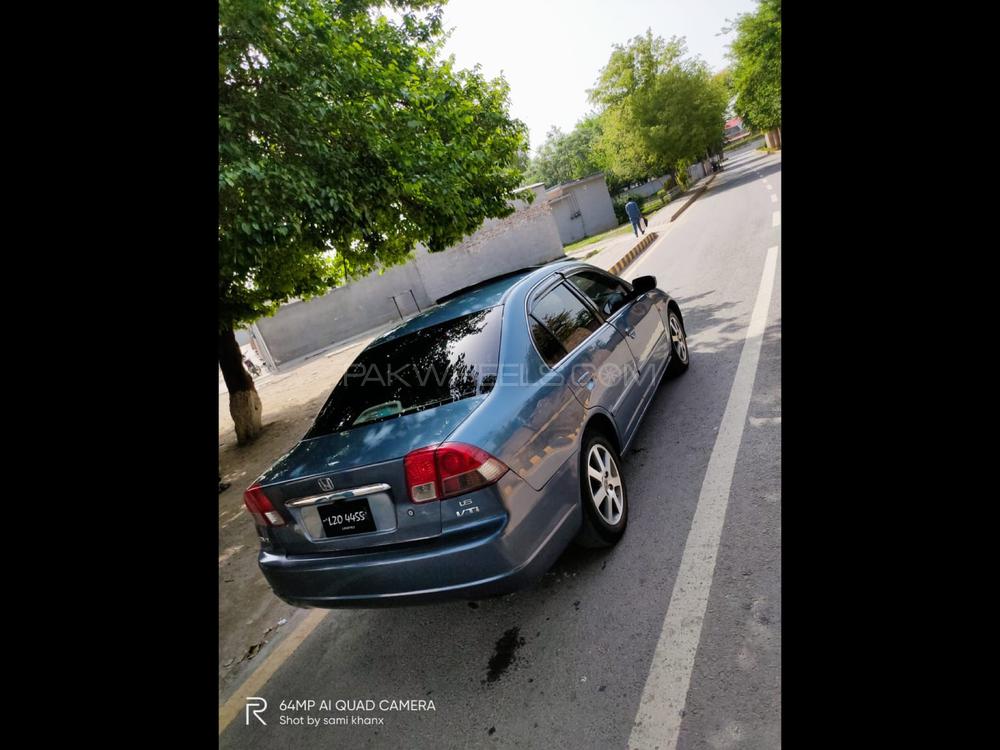 Honda Civic 2004 for Sale in Peshawar Image-1