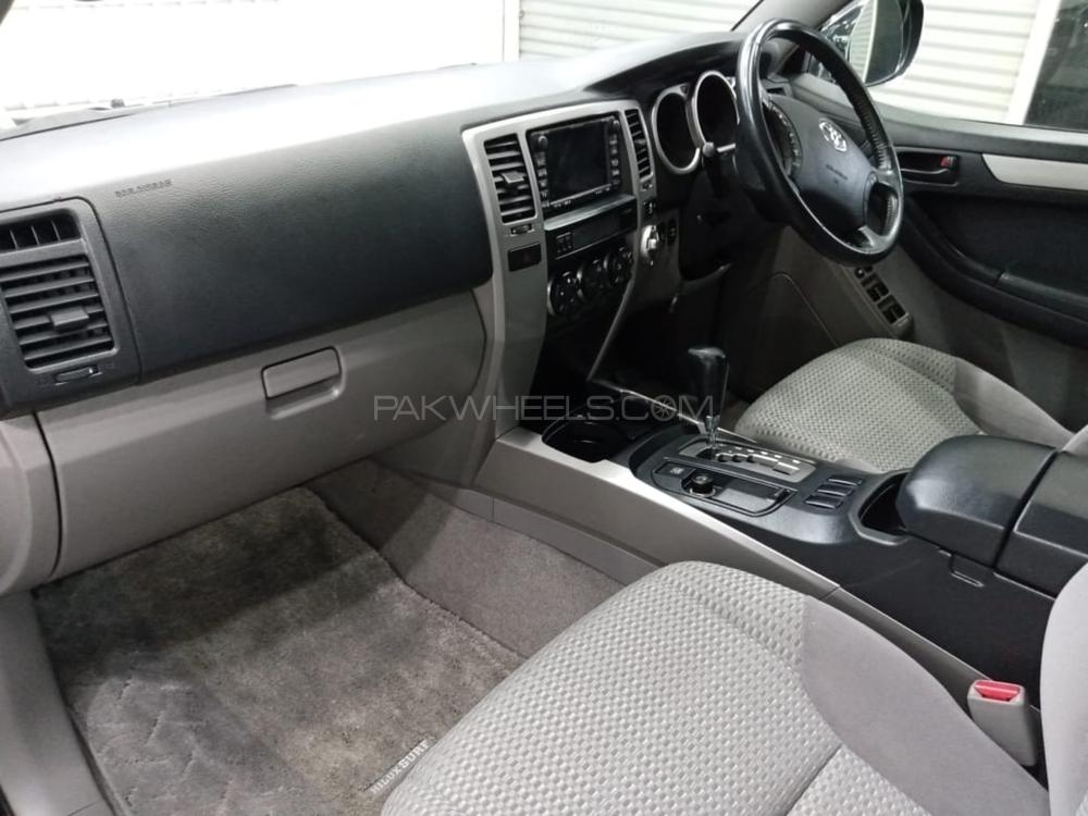 Toyota Surf 2004 for Sale in Rawalpindi Toyota Surf 2004 for Sale in Rawalpindi Image-5