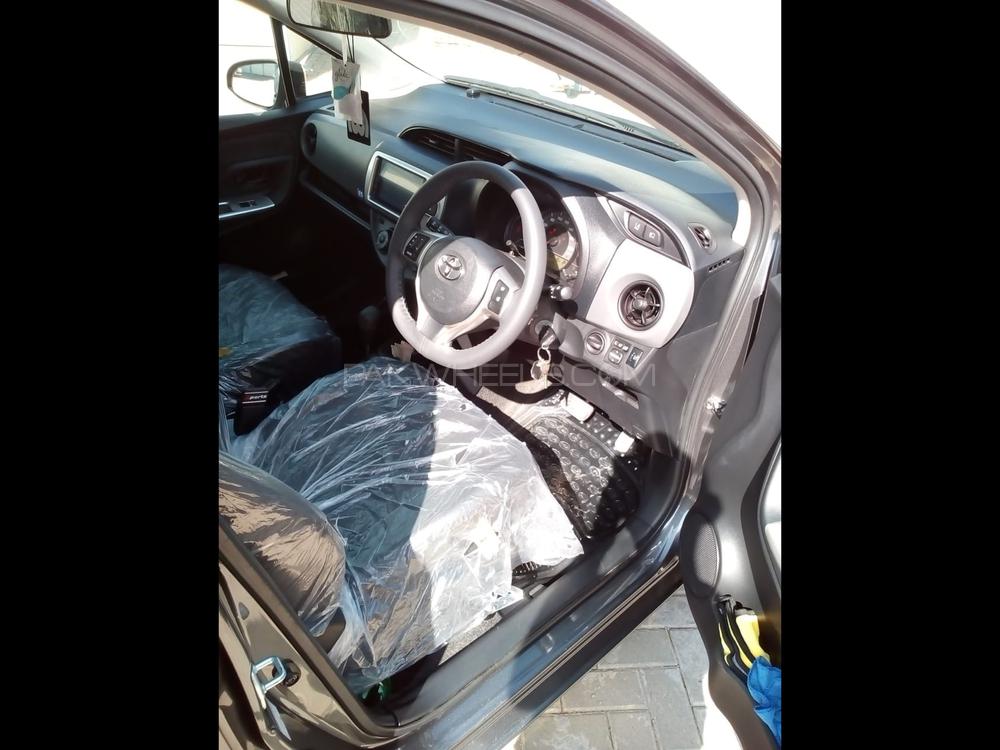 Toyota Vitz 2016 for Sale in Islamabad Toyota Vitz 2016 for Sale in Islamabad Image-5