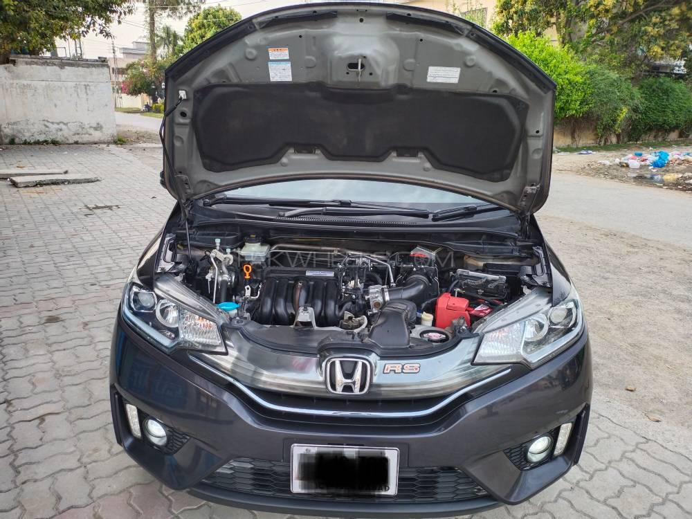 ہونڈا فٹ 2015 for Sale in راولپنڈی ہونڈا فٹ 2015 for Sale in راولپنڈی Image-4
