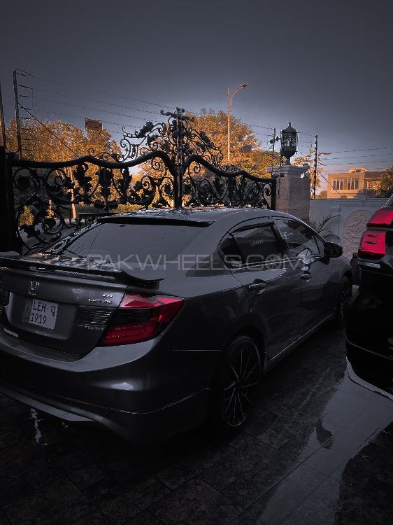 Honda Civic - 2013  Image-1