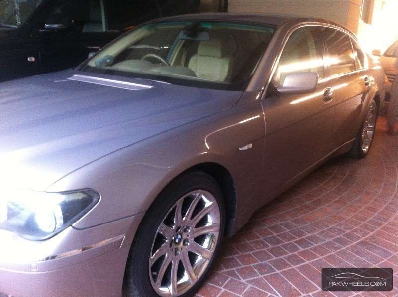 BMW 7 Series 2003 for Sale in Lahore Image-1
