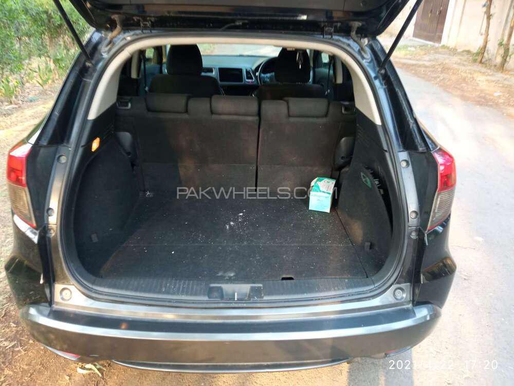 Honda Vezel 2014 for Sale in Lahore Honda Vezel 2014 for Sale in Lahore Image-7