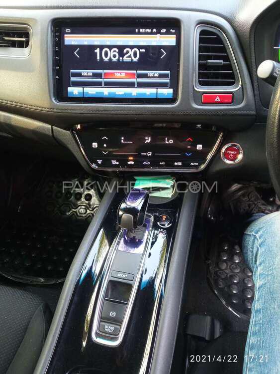 Honda Vezel 2014 for Sale in Lahore Honda Vezel 2014 for Sale in Lahore Image-14