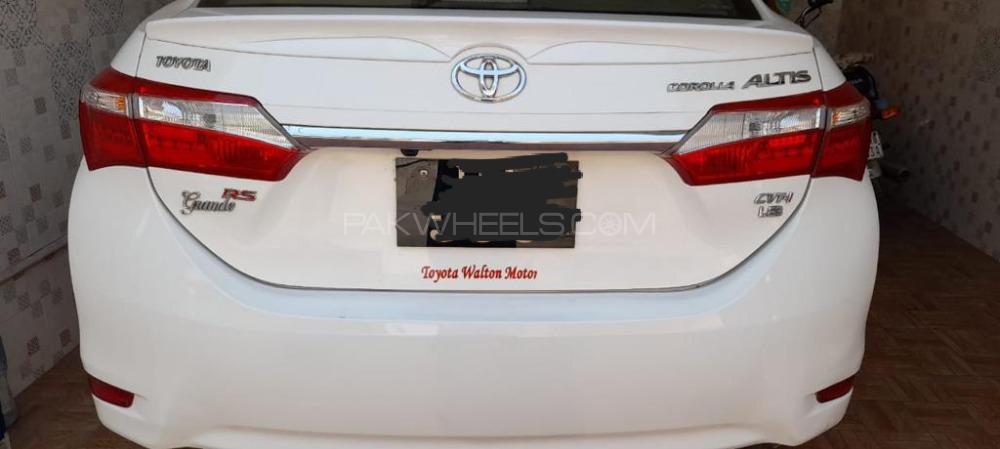 Toyota Corolla 2016 for Sale in Lahore Image-1