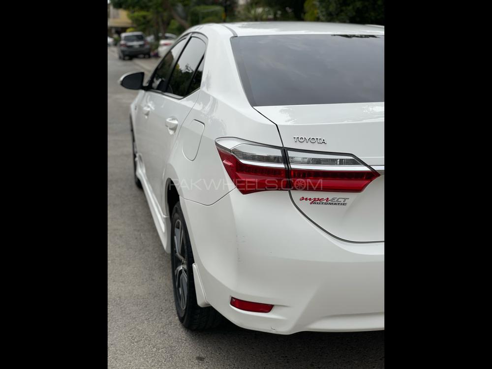 Toyota Corolla 2017 for Sale in Lahore Toyota Corolla 2017 for Sale in Lahore Image-4