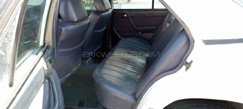 Mercedes Benz 200 D 1986 for sale in Karachi | PakWheels