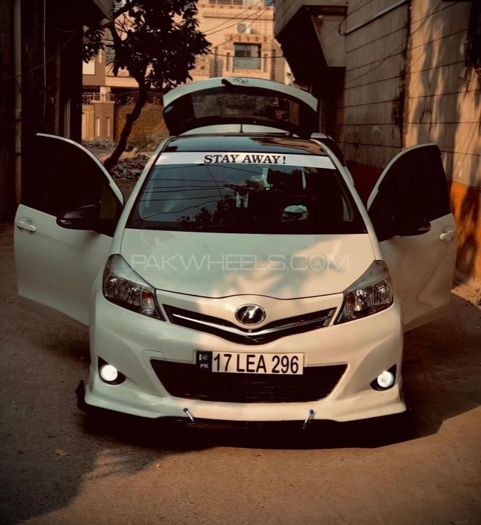 Toyota Vitz - 2017  Image-1