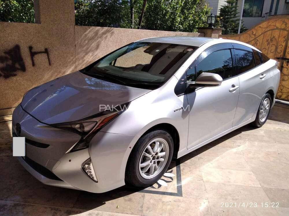 Toyota Prius 2017 for Sale in Islamabad Toyota Prius 2017 for Sale in Islamabad Image-3