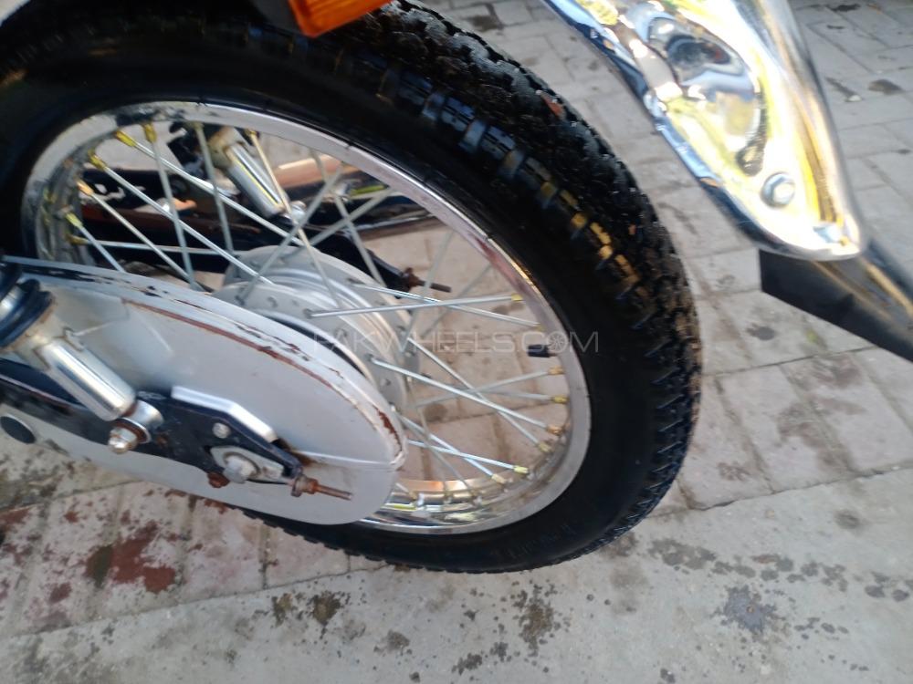 سوزوکی GS 150 SE 2013 for Sale سوزوکی GS 150 SE 2013 for Sale Image-9