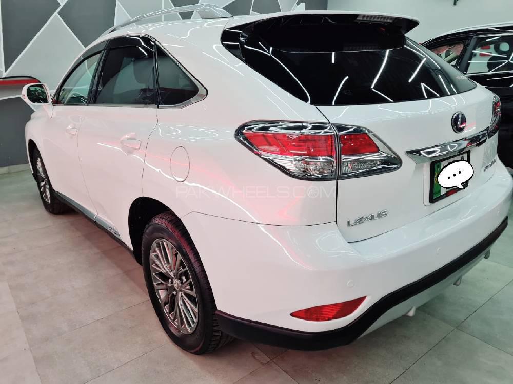 لیکزس آر ایکس سیریز 2012 for Sale in کراچی لیکزس آر ایکس سیریز 2012 for Sale in کراچی Image-16