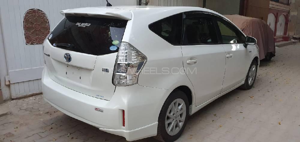 Toyota Prius 2012 for Sale in Sahiwal Image-1
