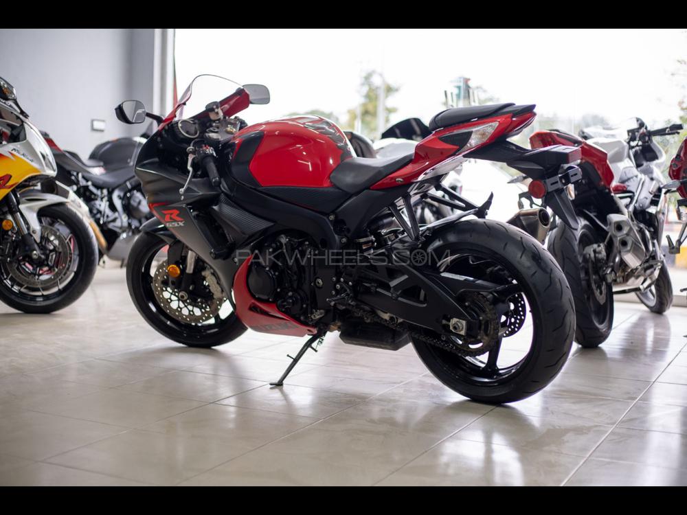 سوزوکی GSX-R600 2016 for Sale سوزوکی GSX-R600 2016 for Sale Image-4