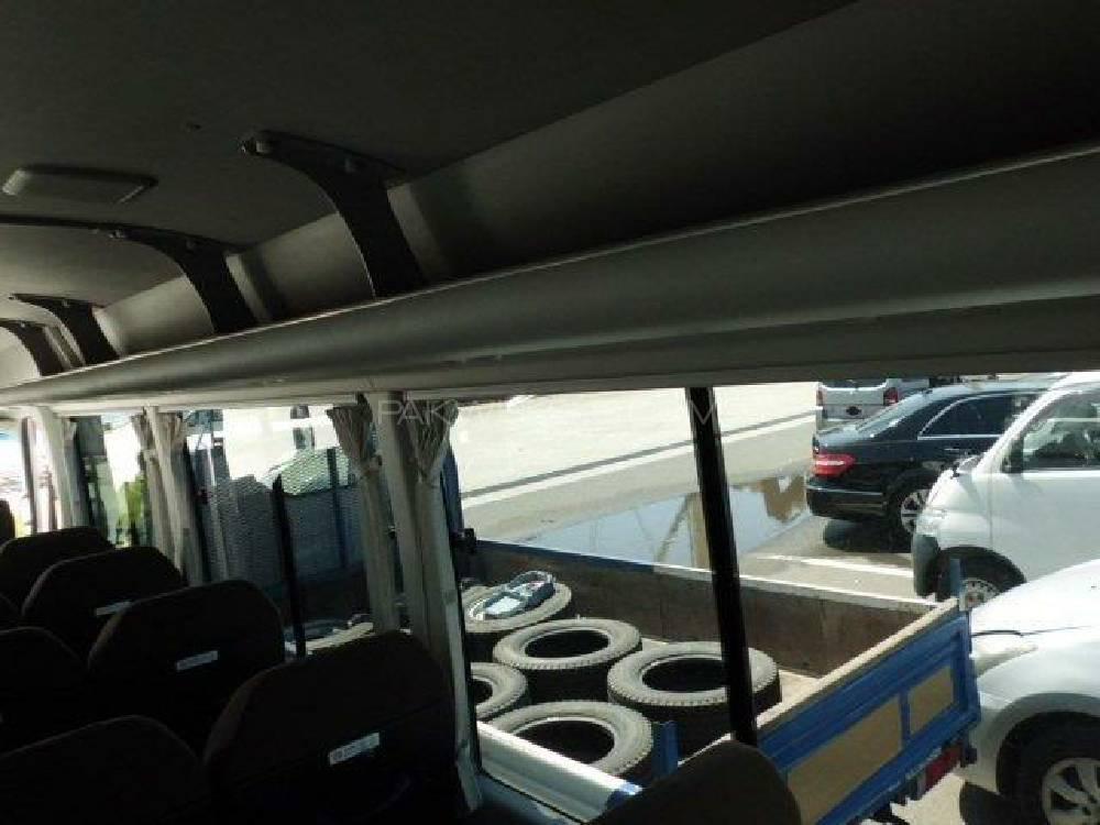 Toyota Coaster 2017 for Sale in Lahore Toyota Coaster 2017 for Sale in Lahore Image-16