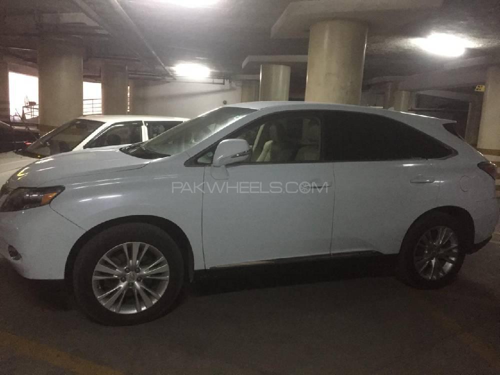 لیکزس آر ایکس سیریز 2009 for Sale in راولپنڈی لیکزس آر ایکس سیریز 2009 for Sale in راولپنڈی Image-8