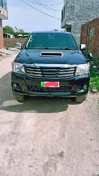 ٹویوٹا ہائیلکس 2010 for Sale in لاہور Image-1