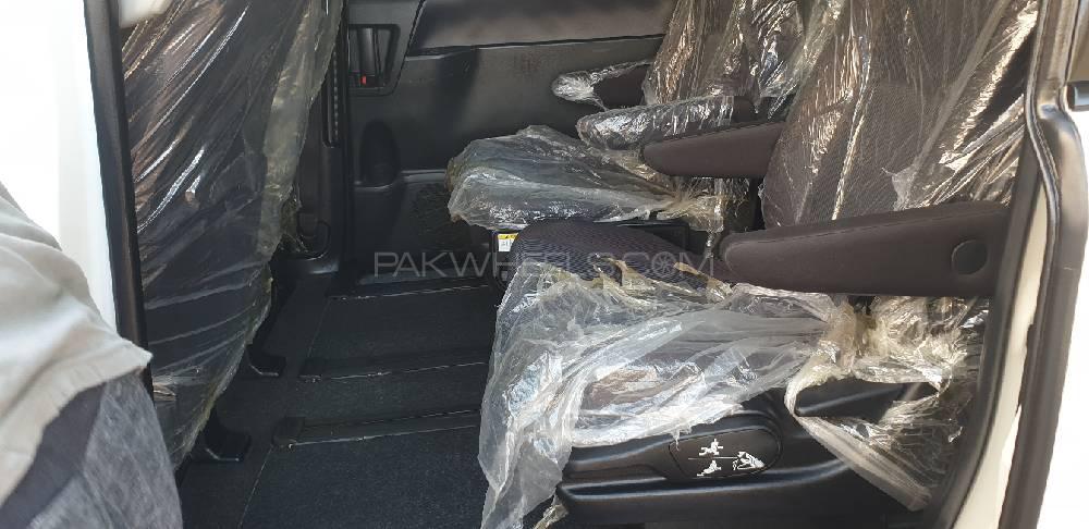 Toyota Noah 2014 for Sale in Khushab Toyota Noah 2014 for Sale in Khushab Image-11