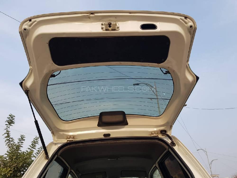 Daihatsu Esse 2011 for Sale in Sargodha Daihatsu Esse 2011 for Sale in Sargodha Image-19