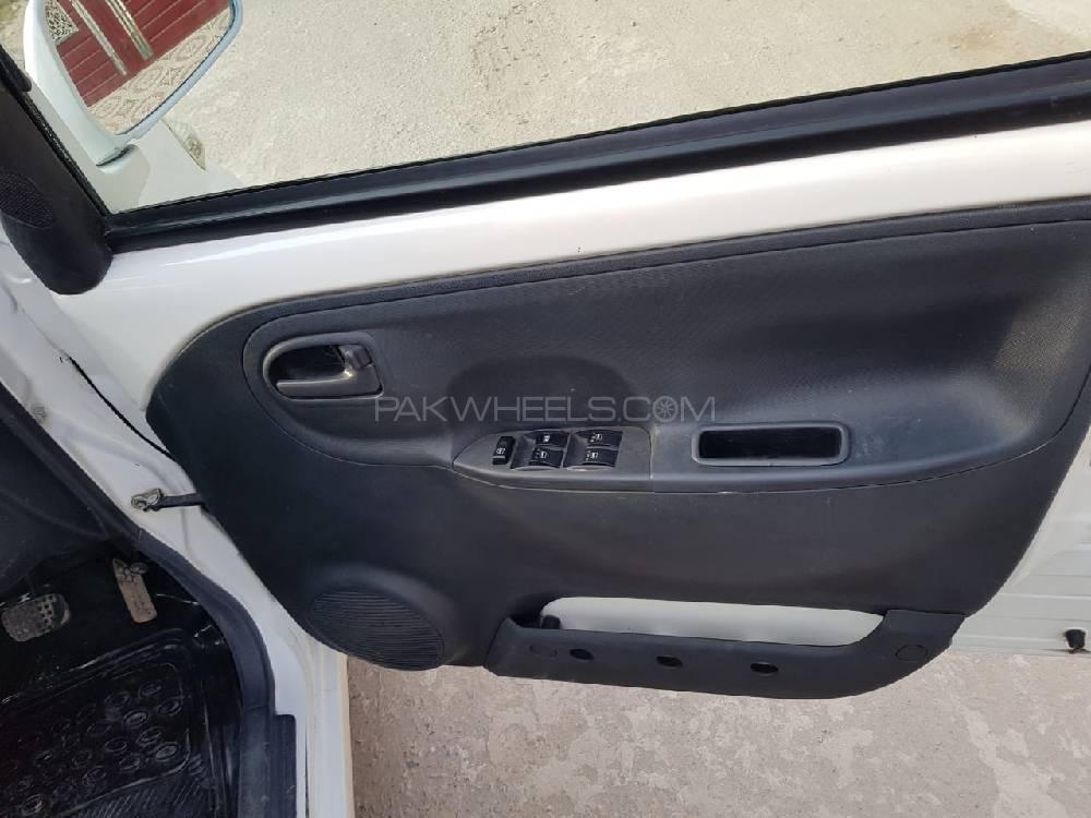 Daihatsu Esse 2011 for Sale in Sargodha Daihatsu Esse 2011 for Sale in Sargodha Image-13