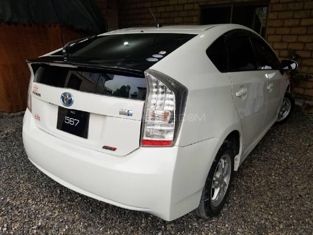 Toyota Prius 2010 for Sale in Abbottabad Image-1