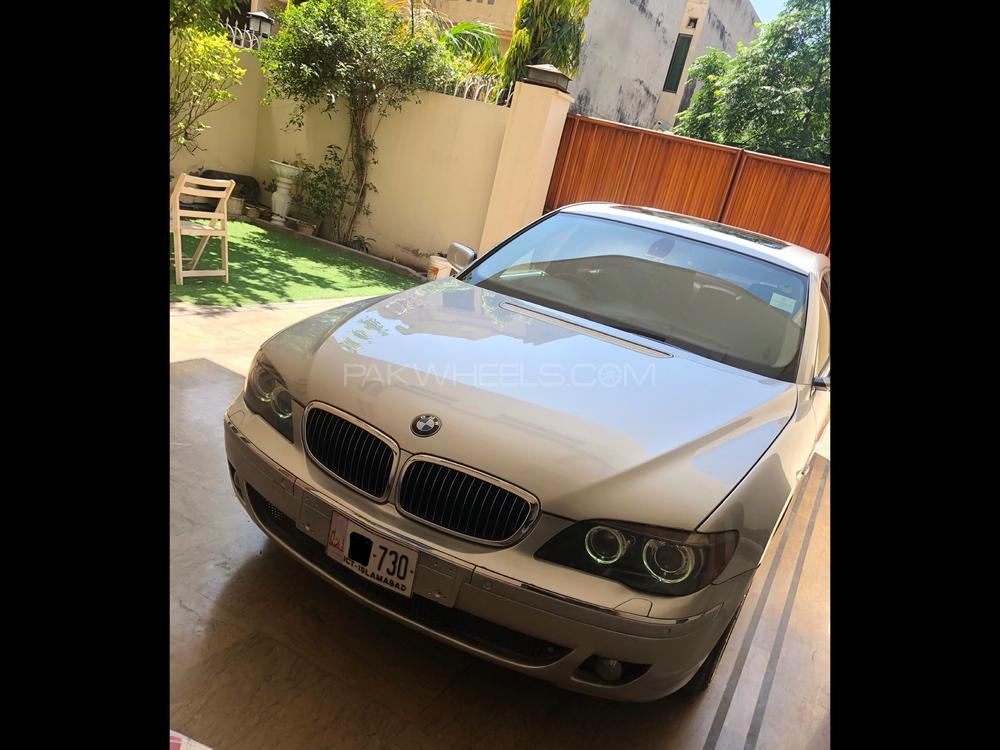 BMW 7 Series 2004 for Sale in Sheikhupura Image-1